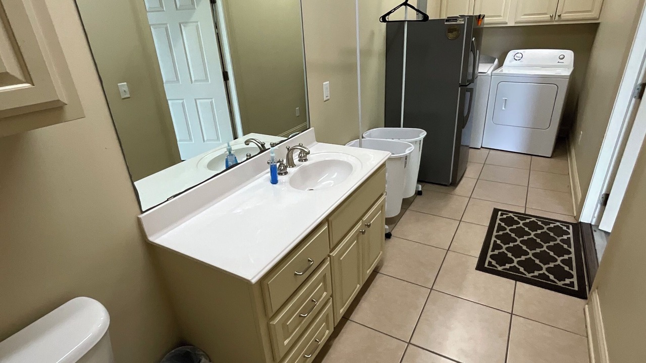Photo of Bathroom in Negreet