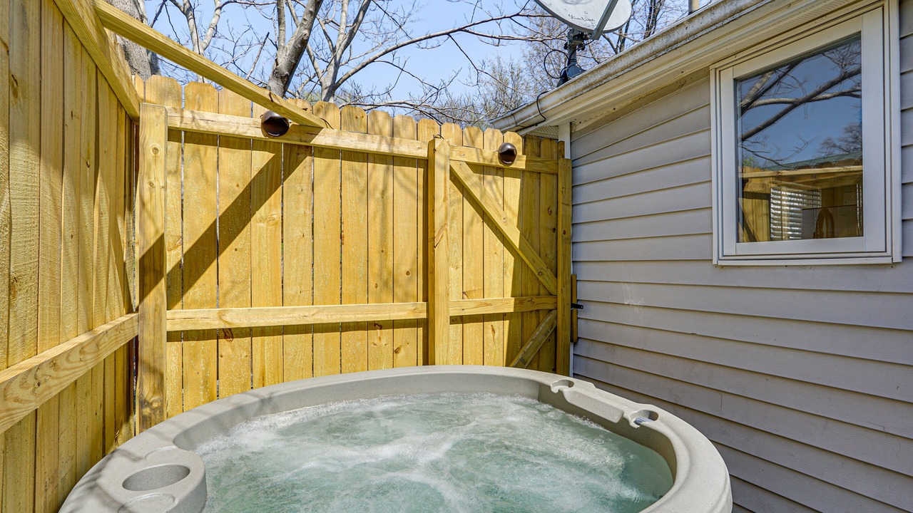 Photo of Outdoor in Jefferson City