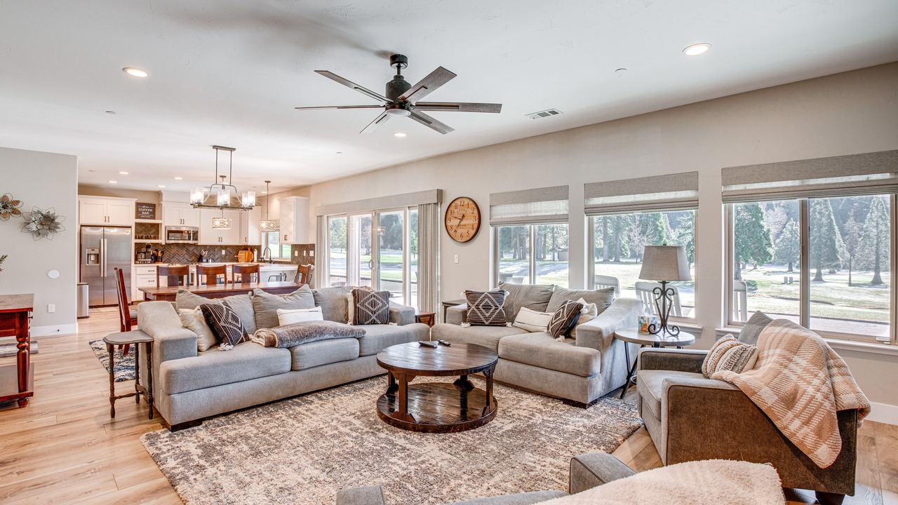 Photo of Livingroom in Arnold