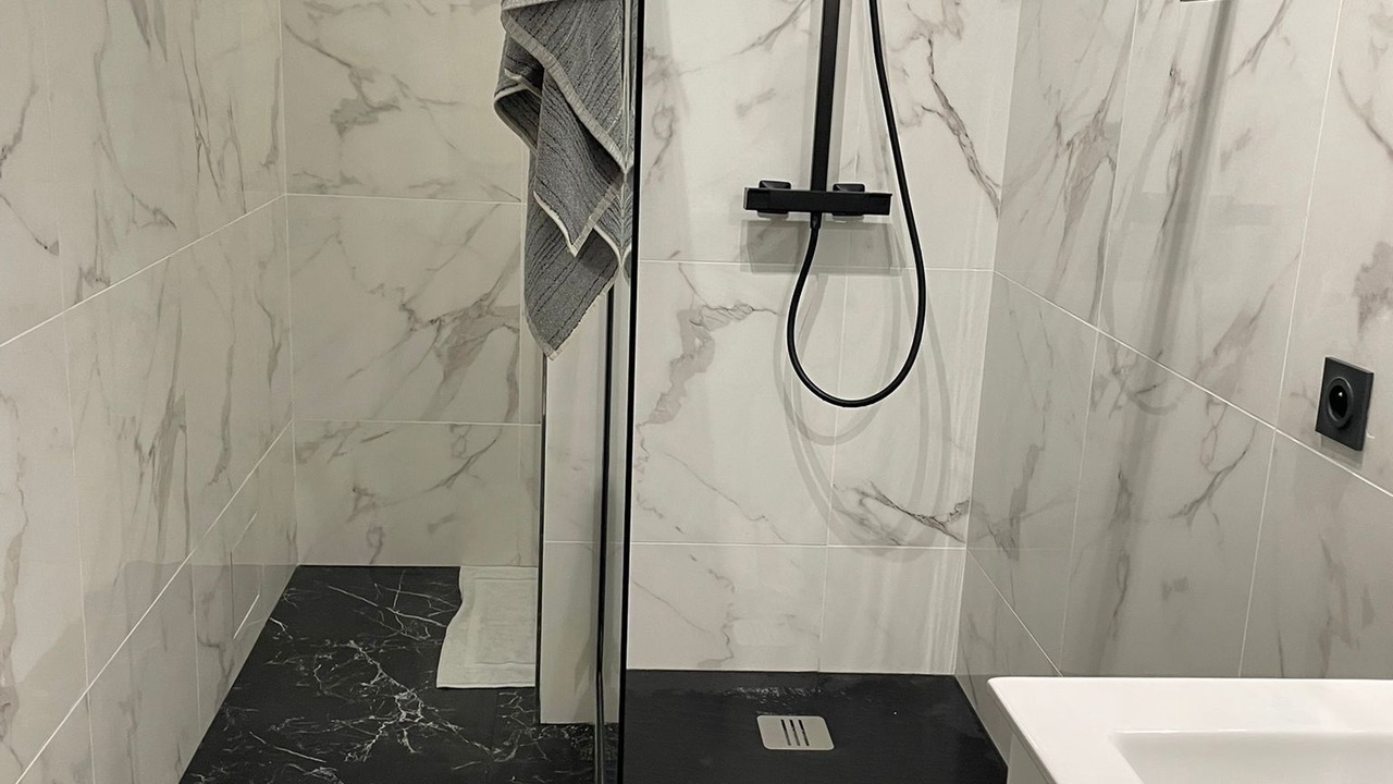 Photo of Bathroom in Arcueil