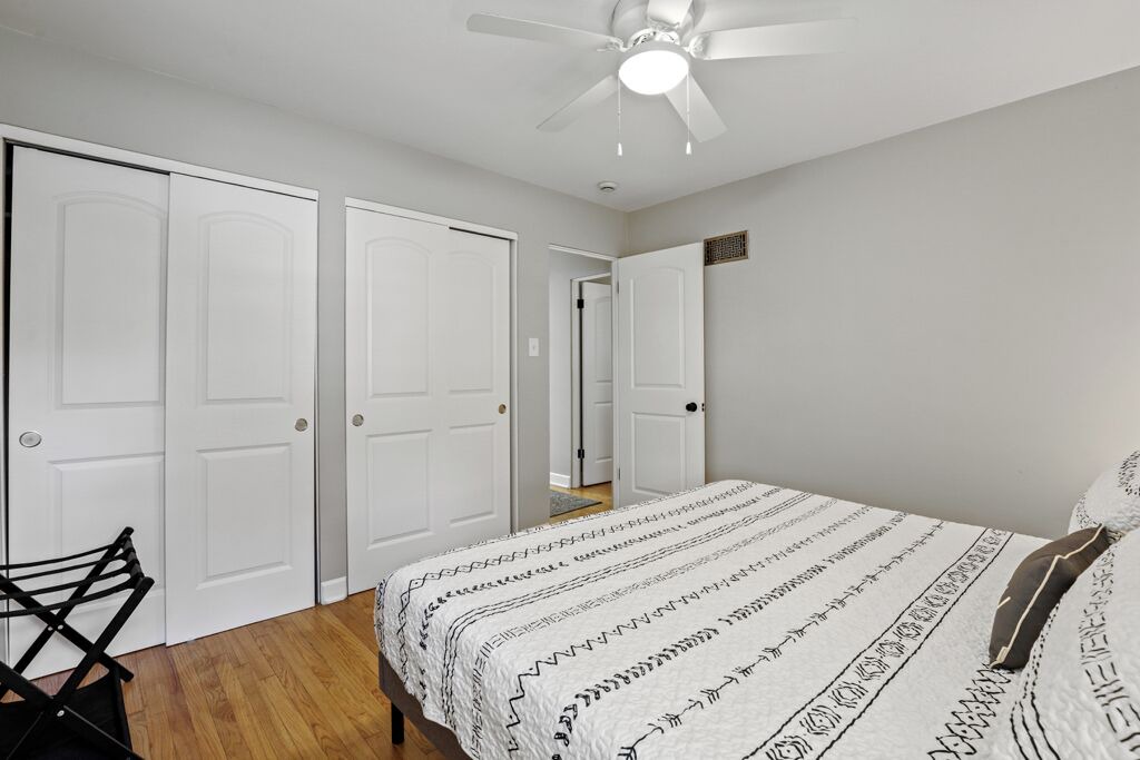 Photo of Bedroom in La Grange Park