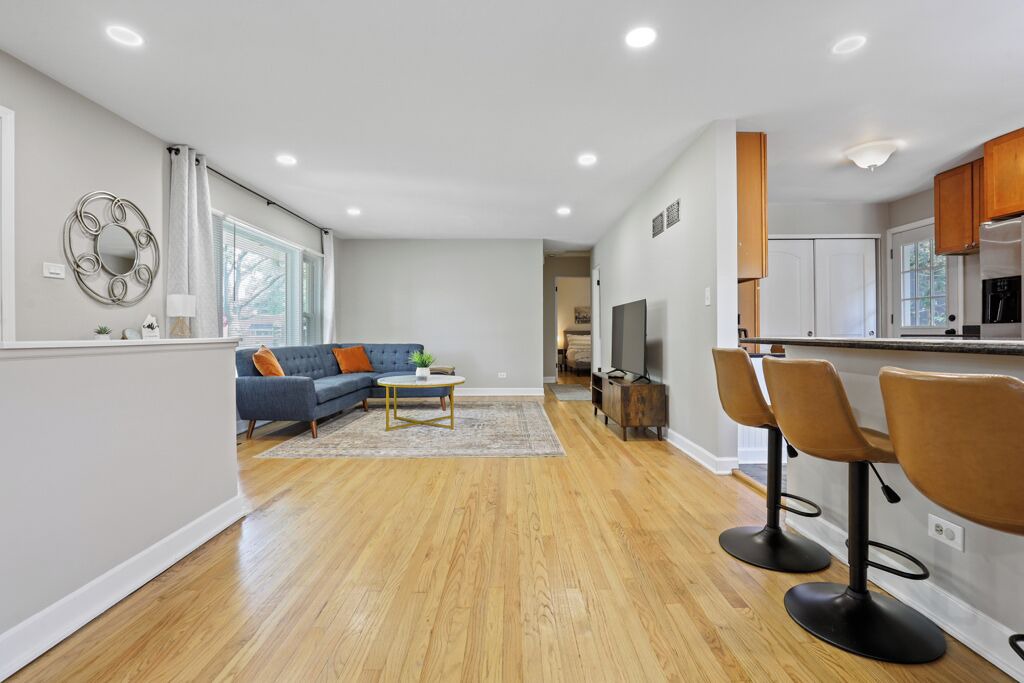 Photo of Livingroom in La Grange Park