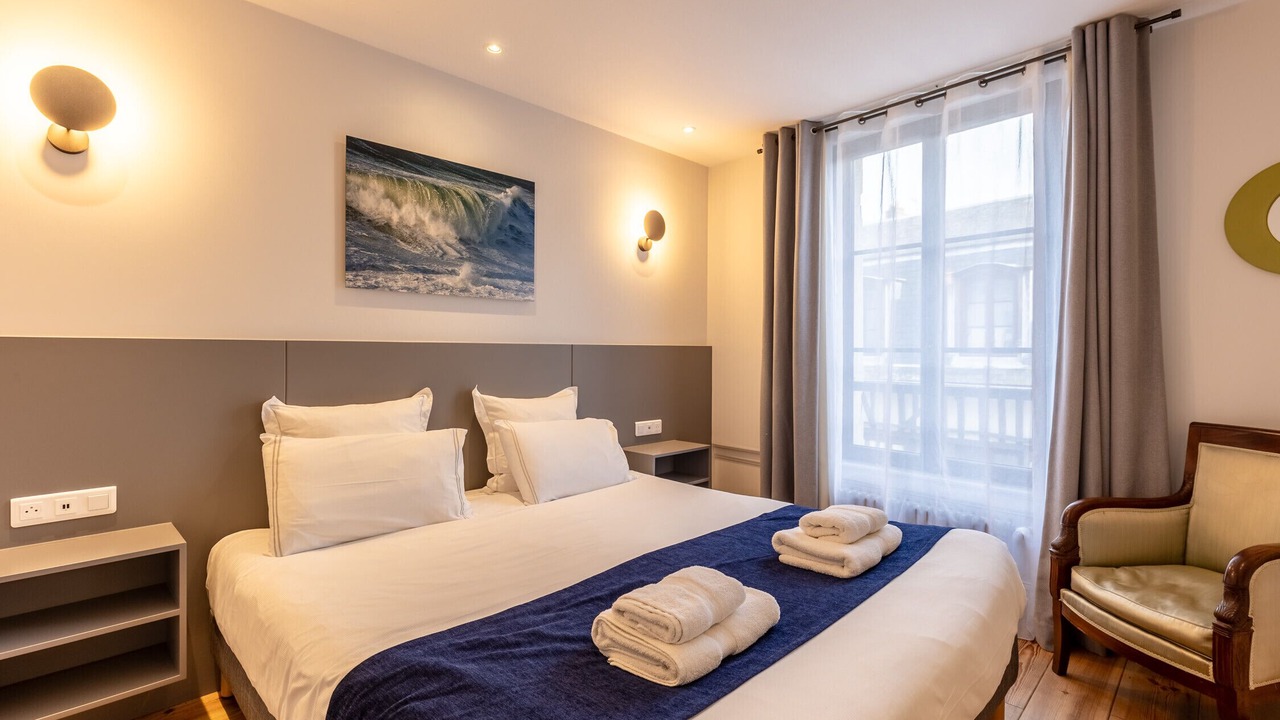 Photo of Bedroom in Honfleur