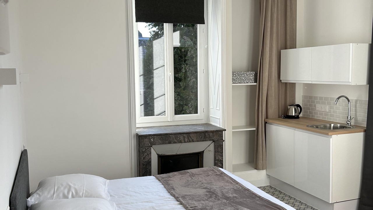 Photo of Bedroom in Lisieux