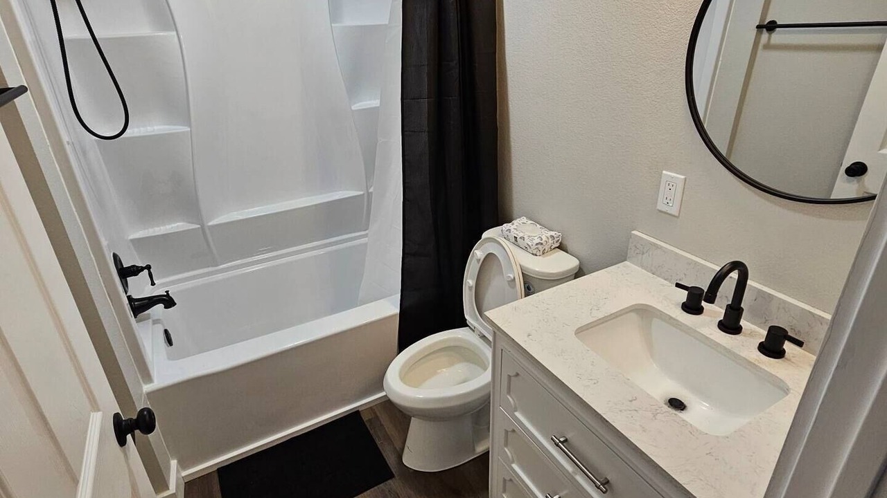 Photo of Bathroom in Seminole