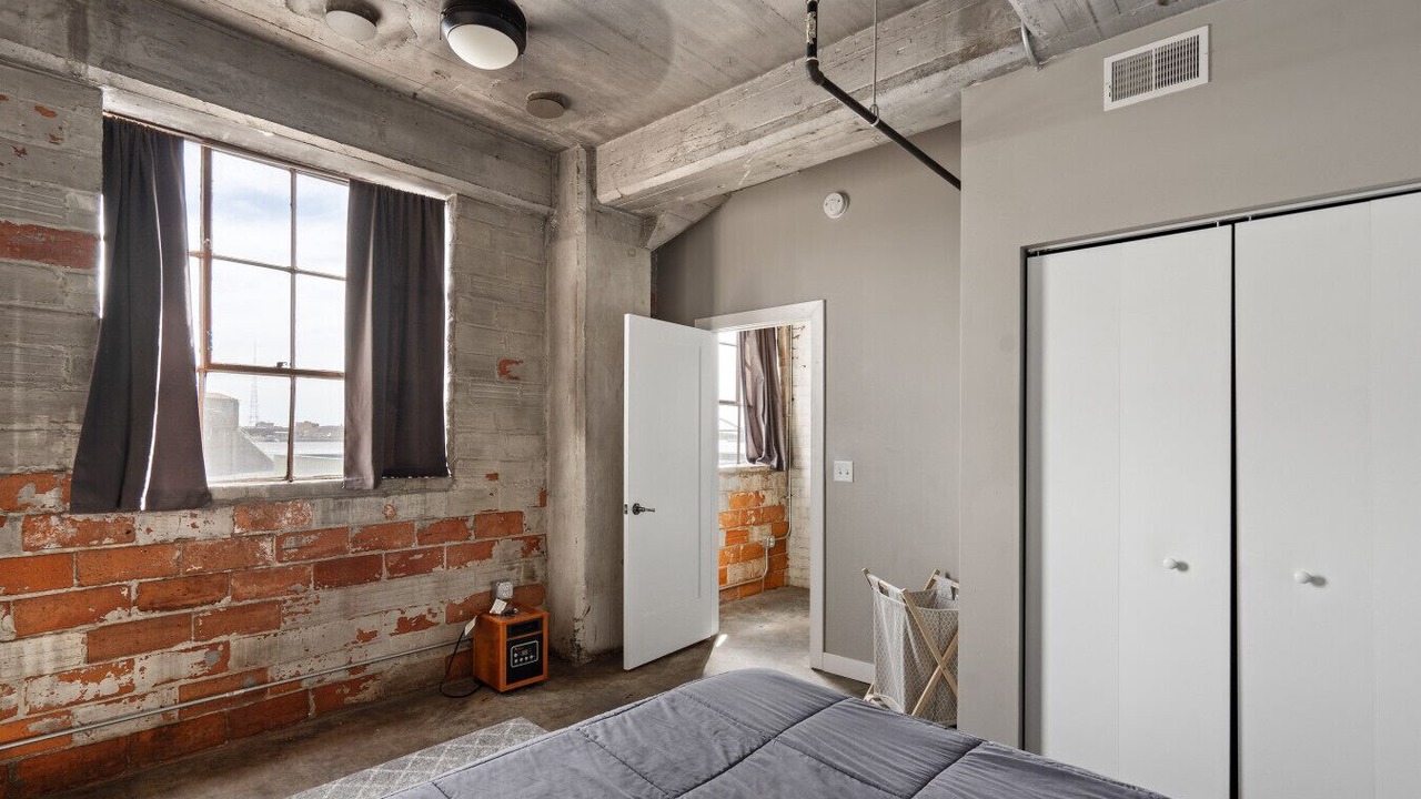 Photo of Bedroom in Downtown