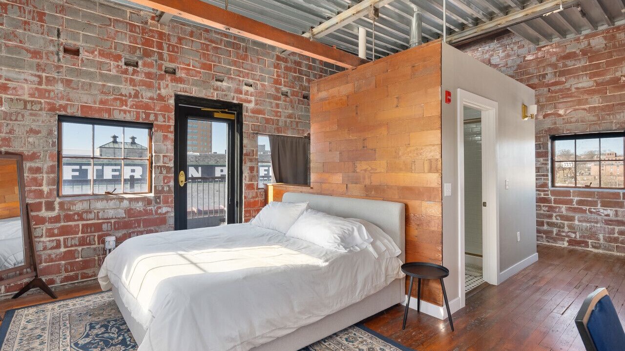 Photo of Bedroom in Downtown