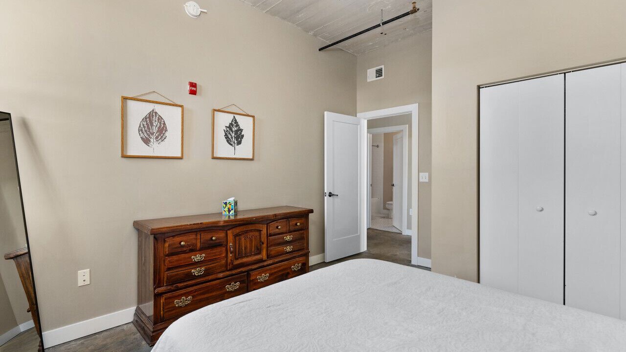 Photo of Bedroom in Downtown
