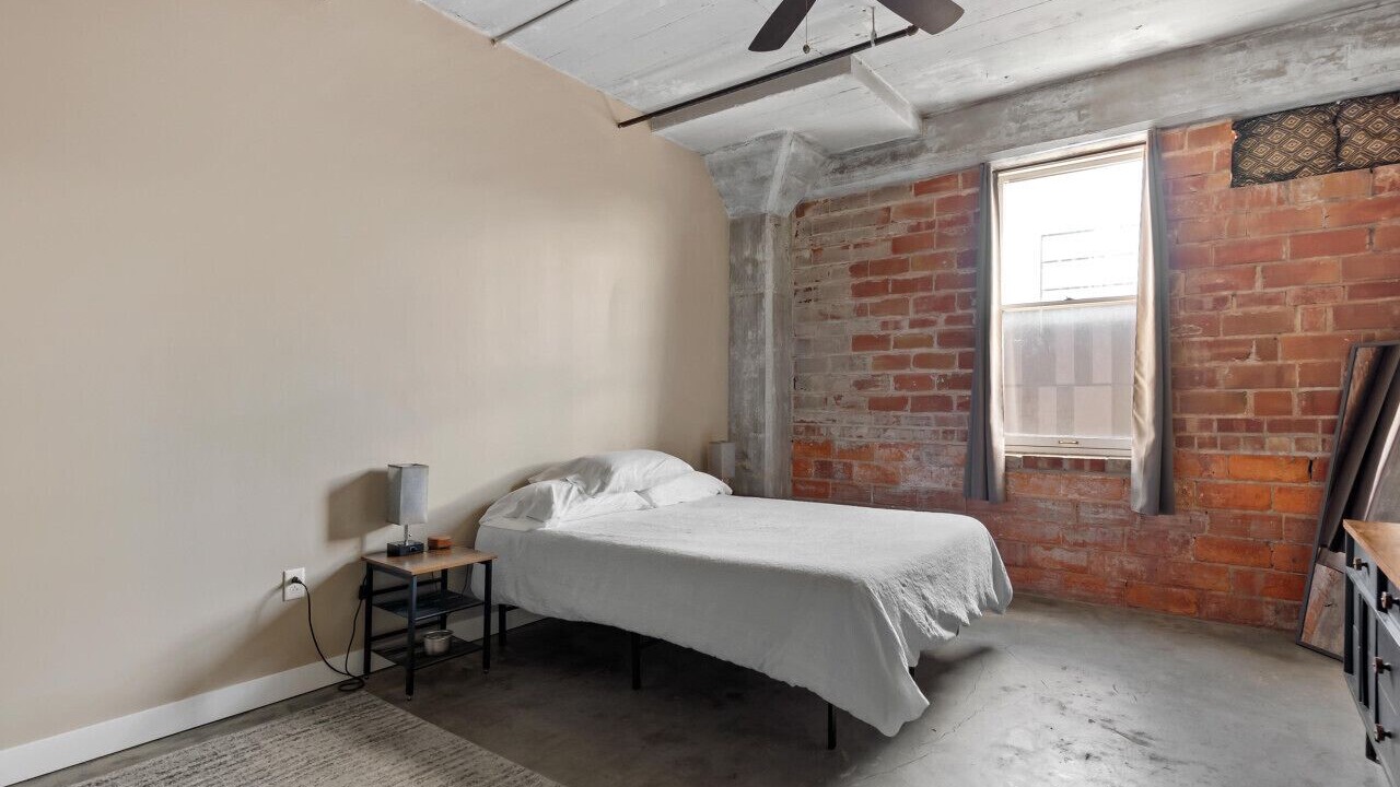 Photo of Bedroom in Downtown