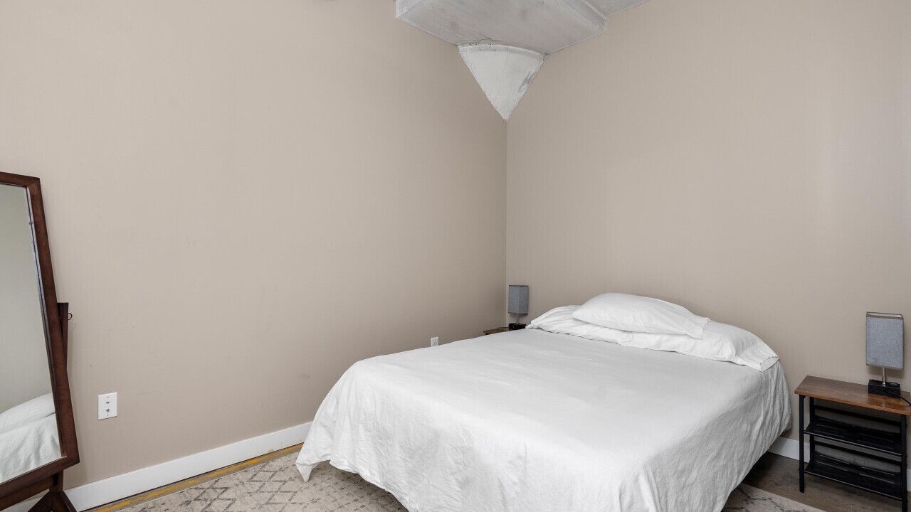 Photo of Bedroom in Downtown