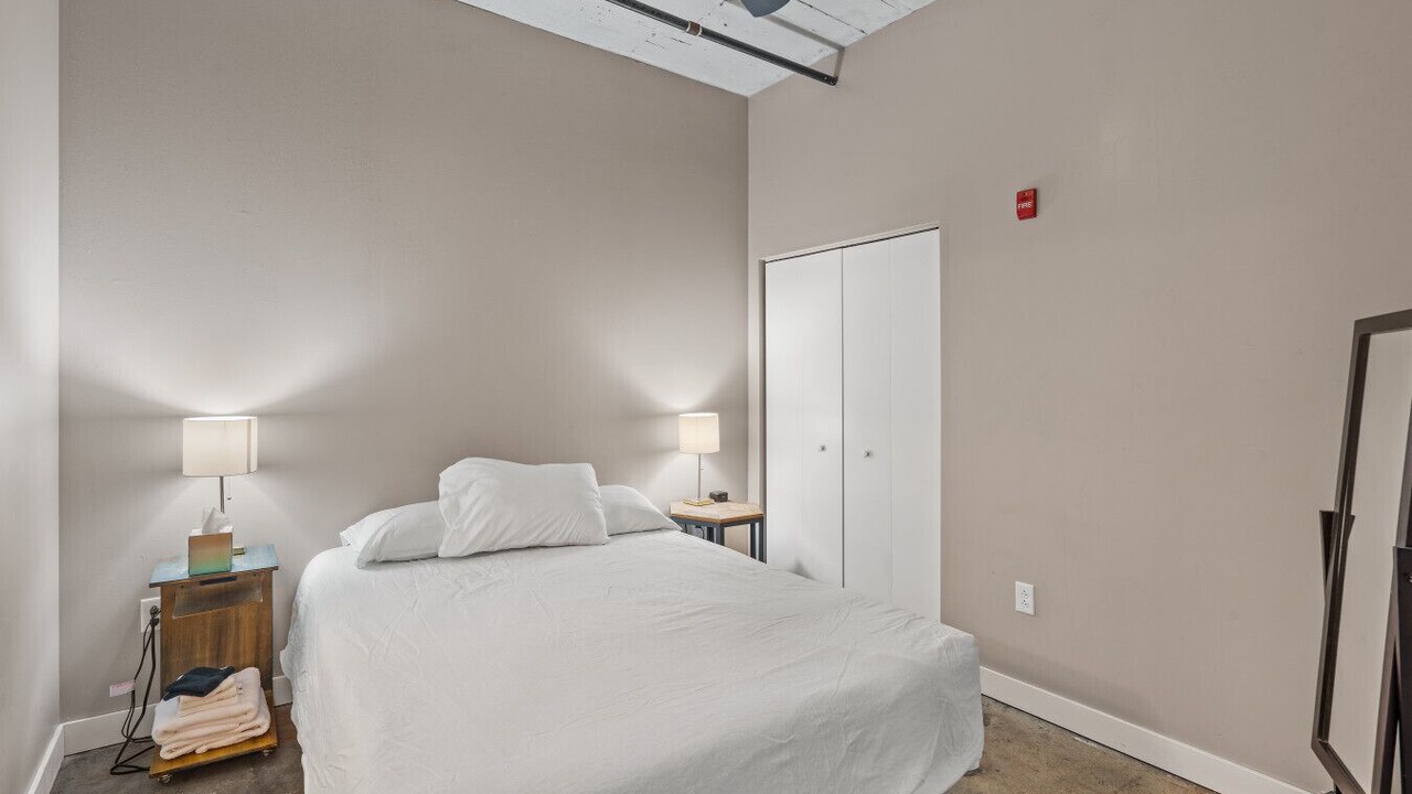 Photo of Bedroom in Downtown
