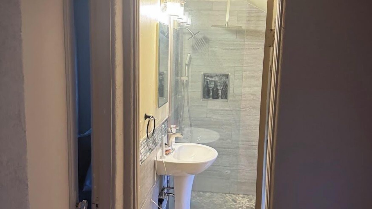 Photo of Bathroom in Downtown Klamath Falls