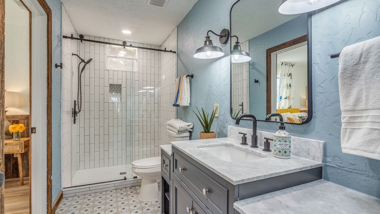 Photo of Bathroom in Lavon