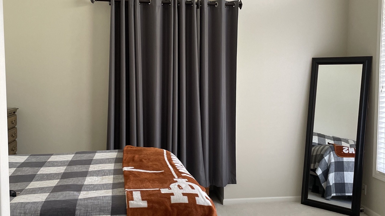 Photo of Bedroom in Parkville
