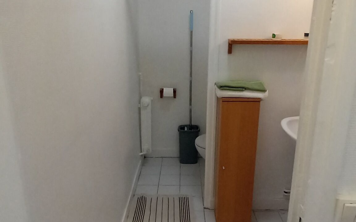 Photo of Bathroom in Arcueil