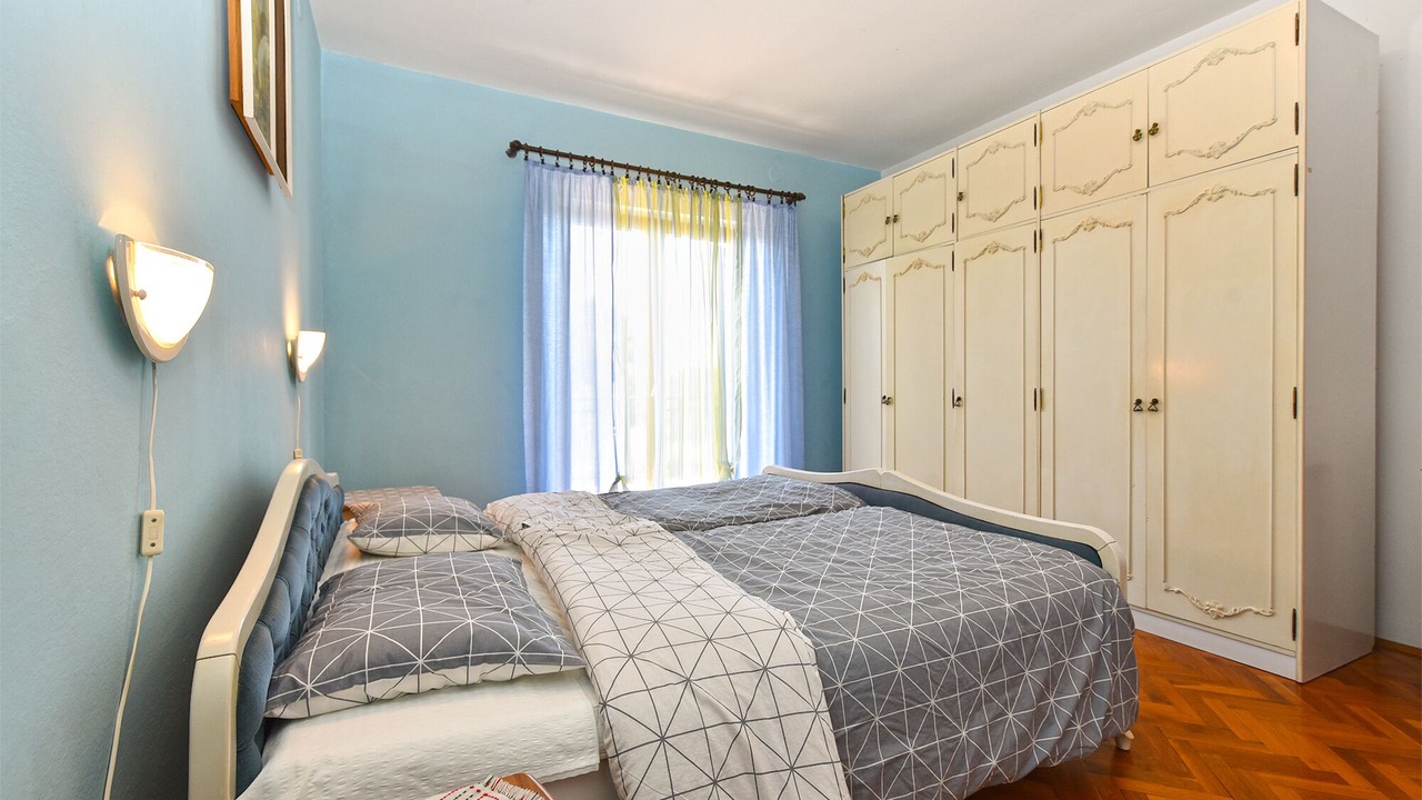 Photo of Bedroom in Pomer