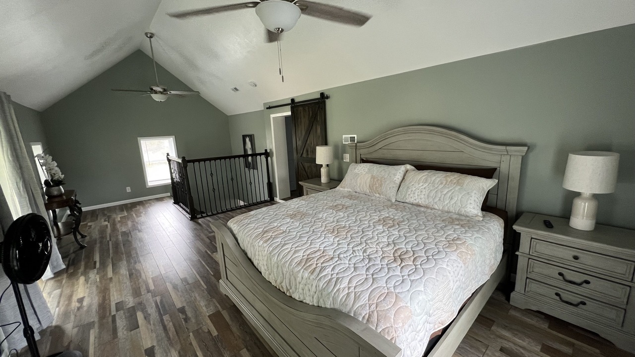 Photo of Bedroom in Boss