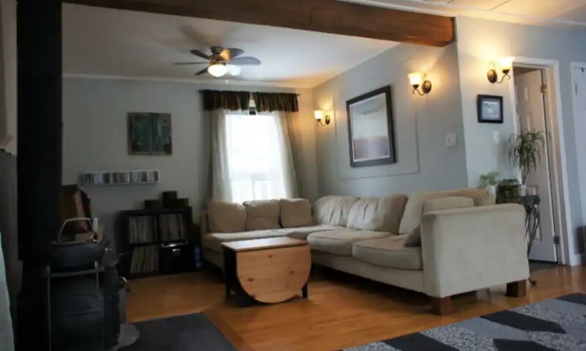 Photo of Livingroom in Vieux-Limoilou