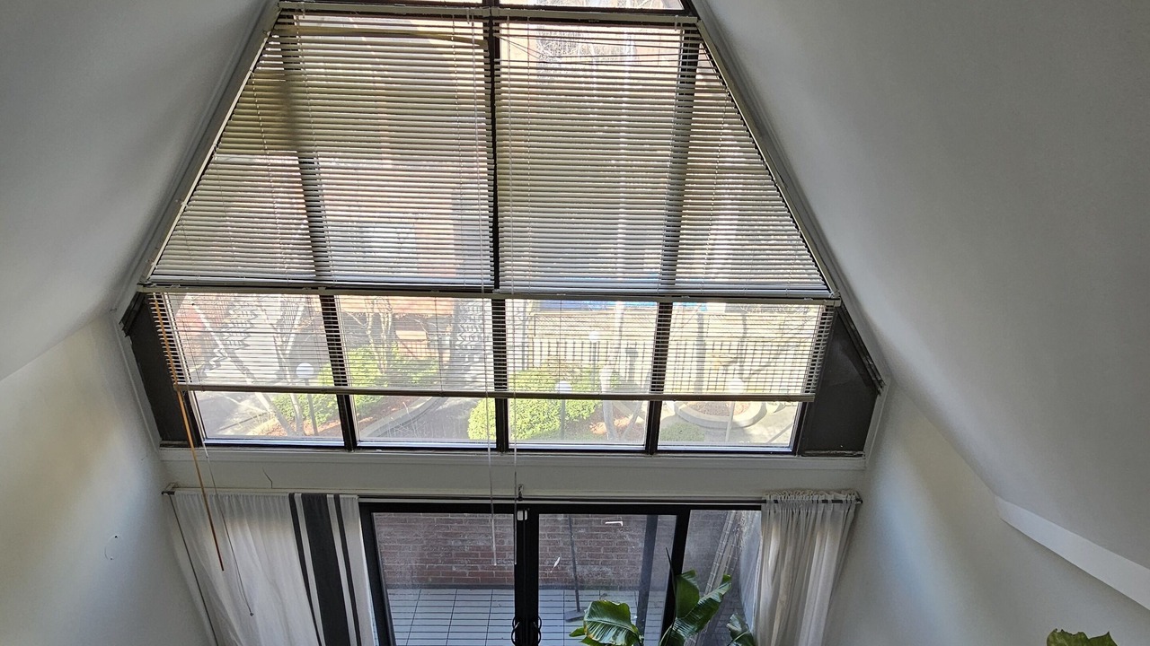 Photo of Livingroom in Downtown Toronto