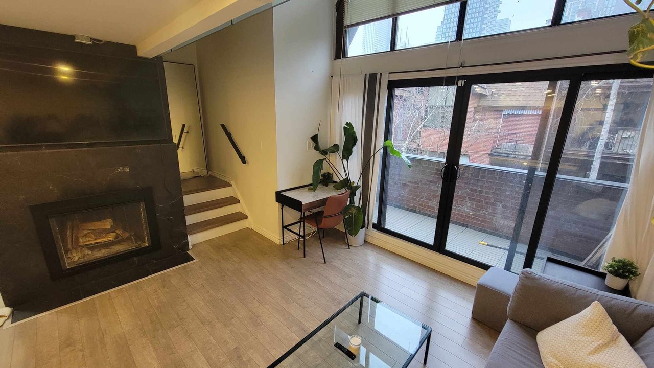 Photo of Livingroom in Downtown Toronto