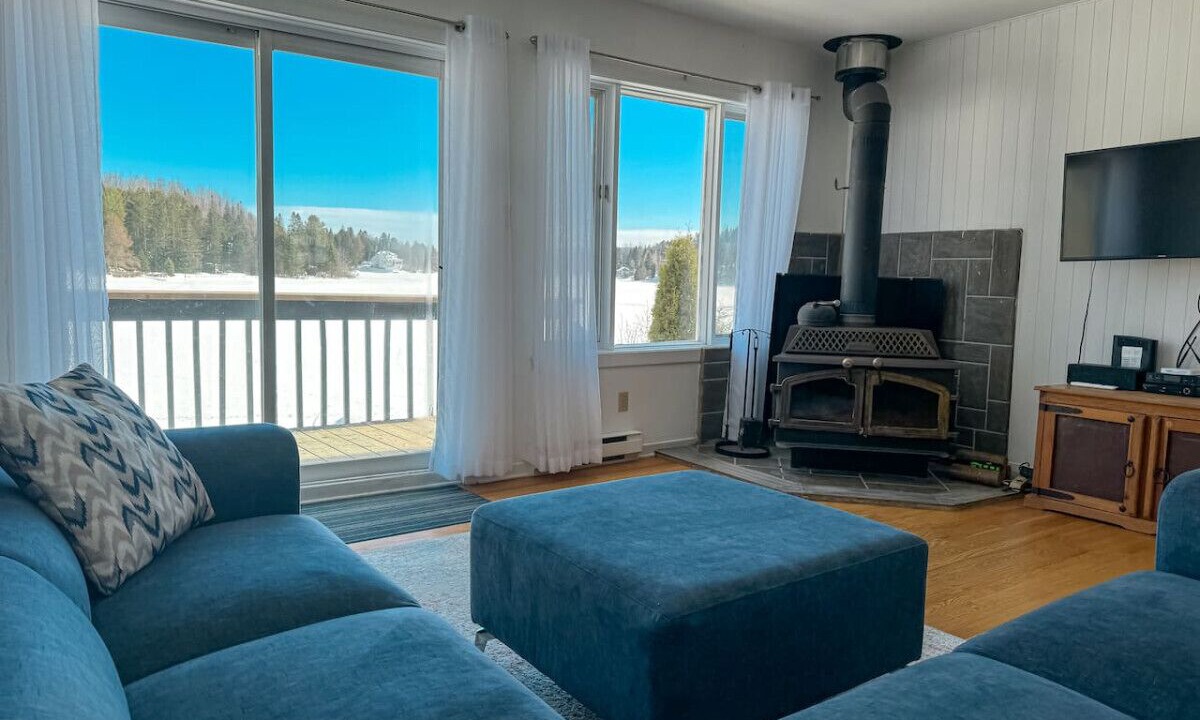 Photo of Livingroom in St-Adolphe-d'Howard