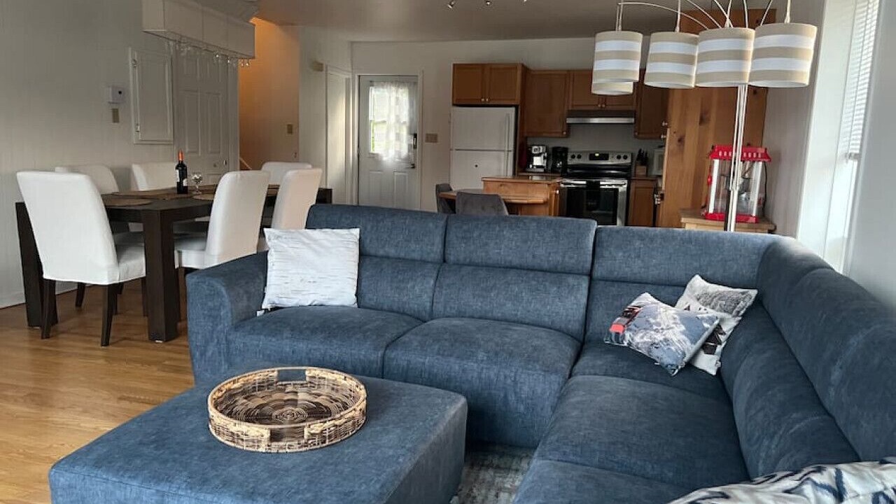 Photo of Livingroom in St-Adolphe-d'Howard