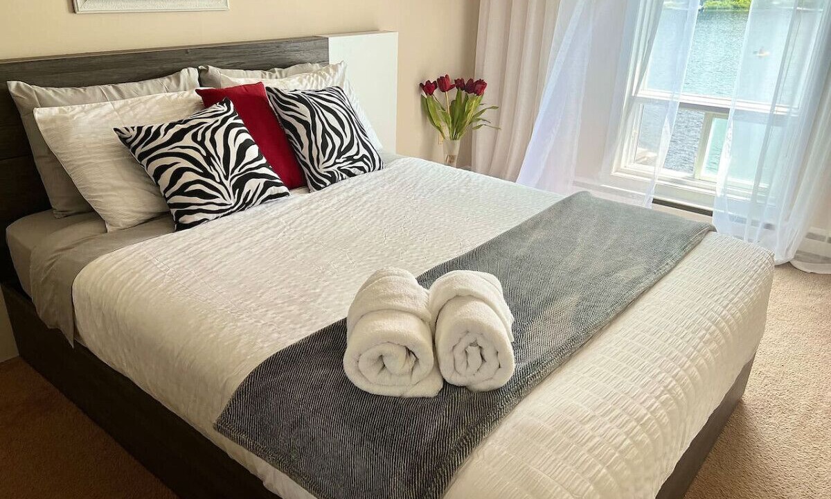 Photo of Bedroom in St-Adolphe-d'Howard