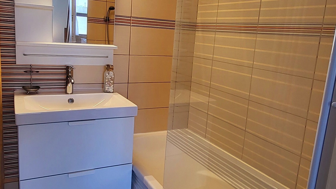 Photo of Bathroom in Le Grau-Du-Roi