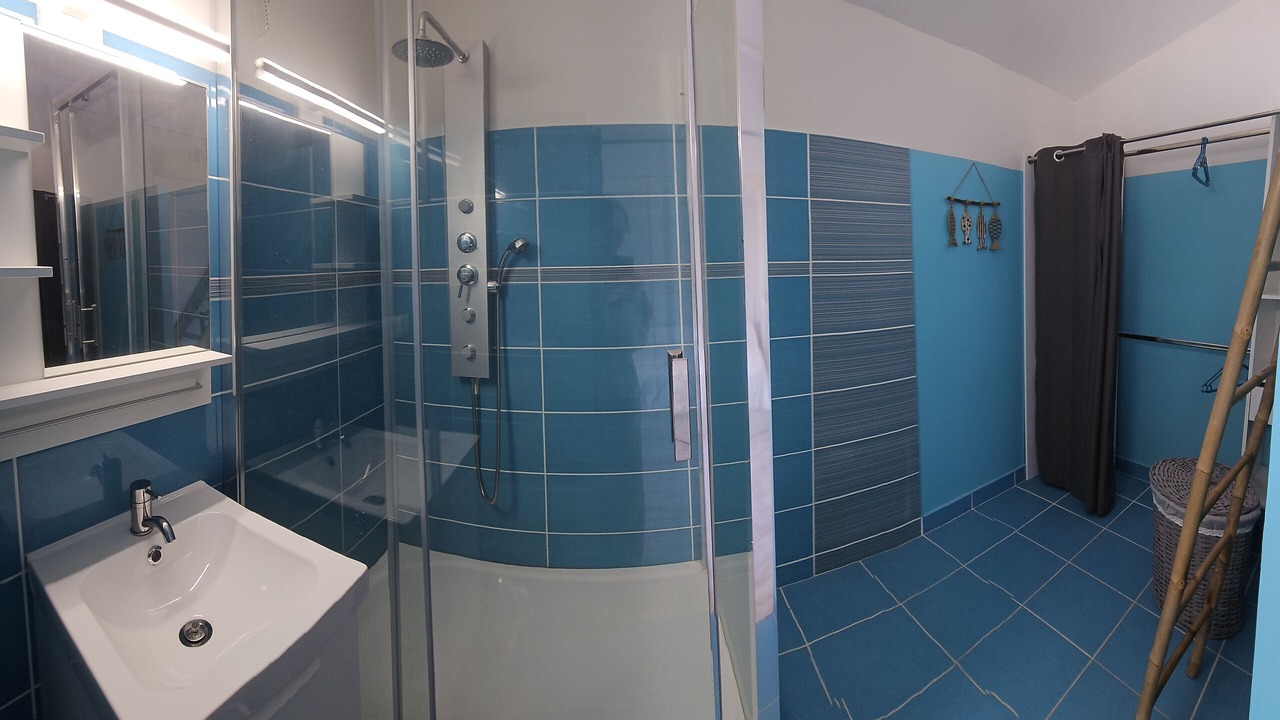 Photo of Bathroom in Le Grau-Du-Roi