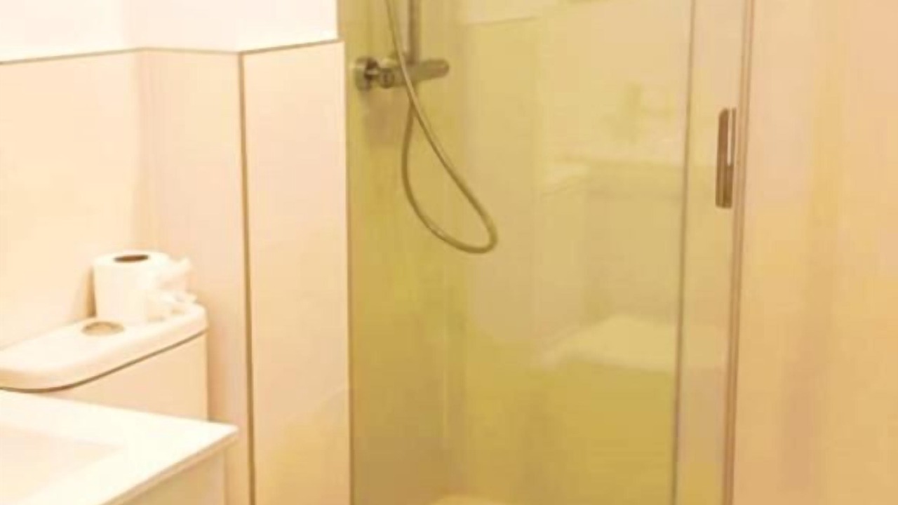 Photo of Bathroom in Embajadores
