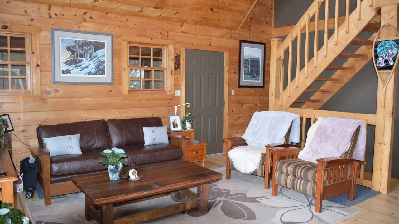 Photo of Livingroom in Timiskaming District
