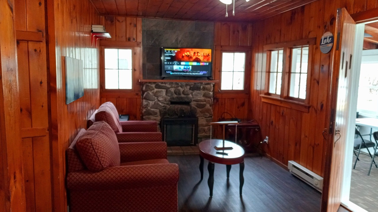 Photo of Livingroom in Northwest Harwinton
