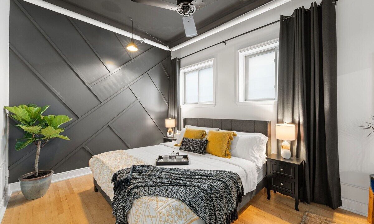 Photo of Bedroom in Lincoln Square