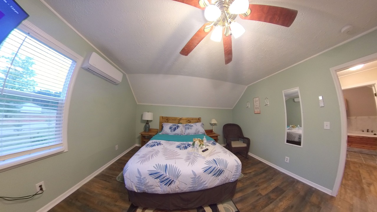 Photo of Bedroom in Saluda