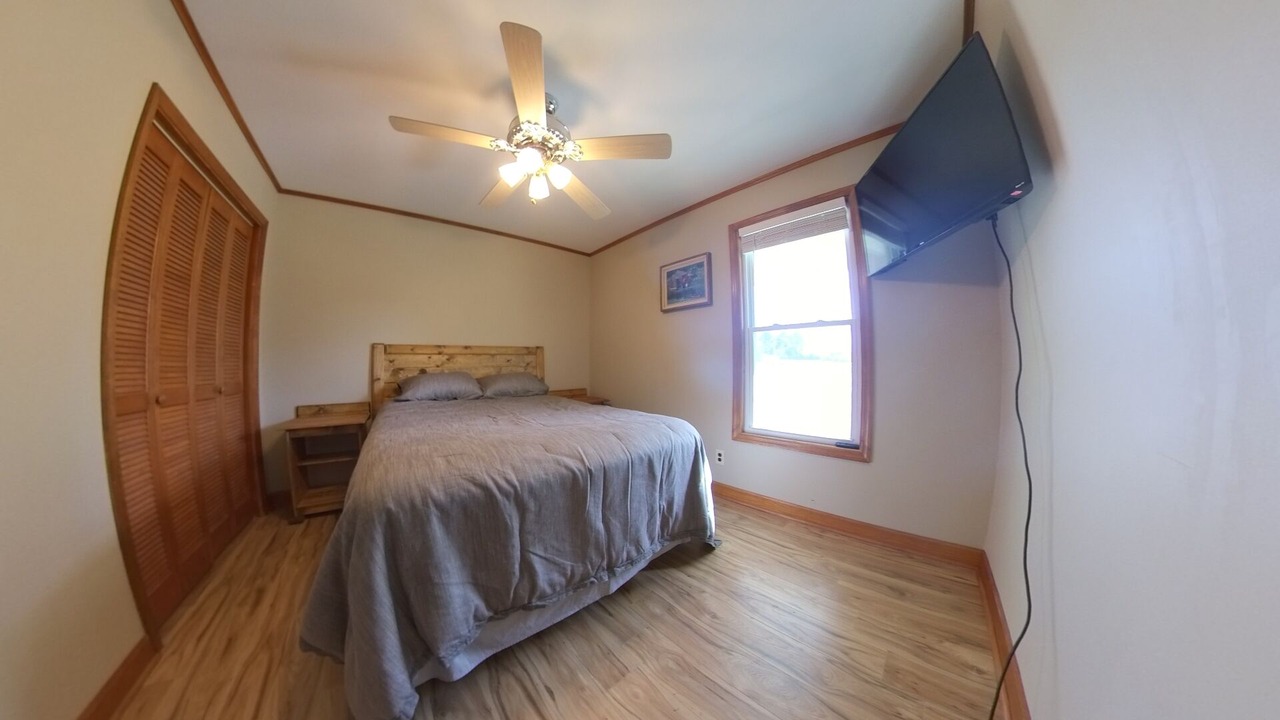 Photo of Bedroom in Saluda