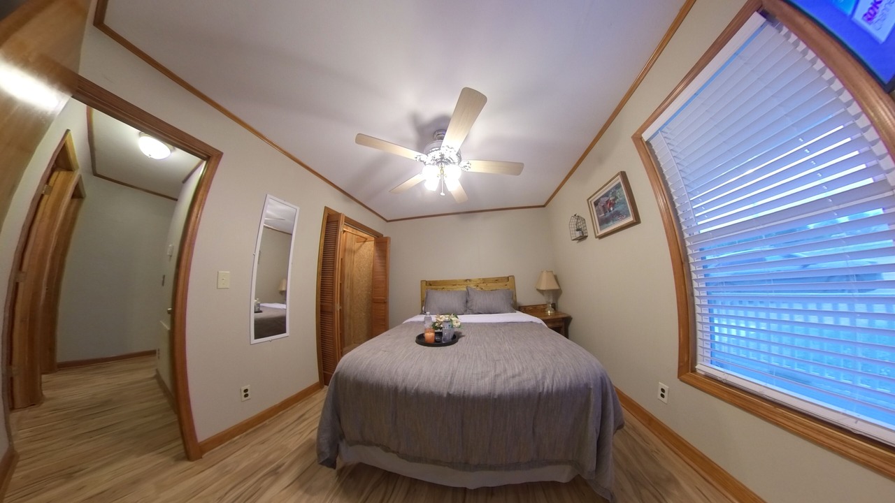 Photo of Bedroom in Saluda