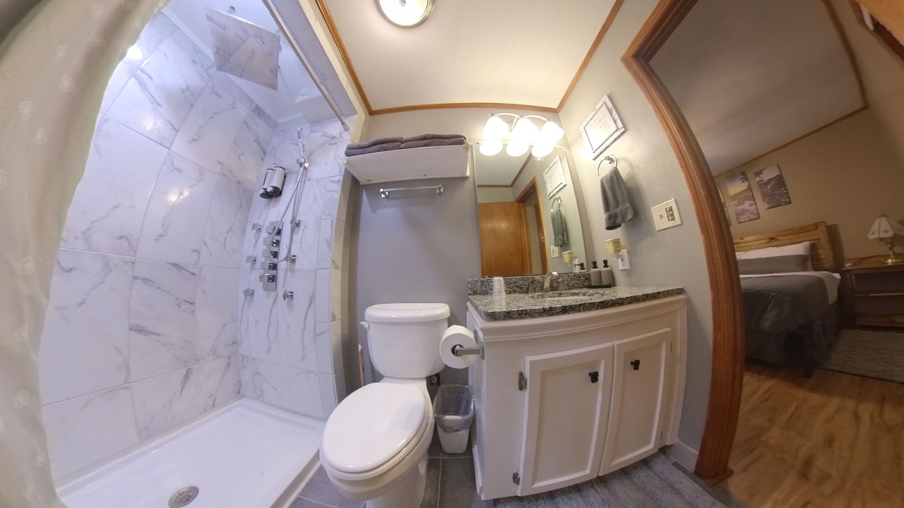 Photo of Bathroom in Saluda