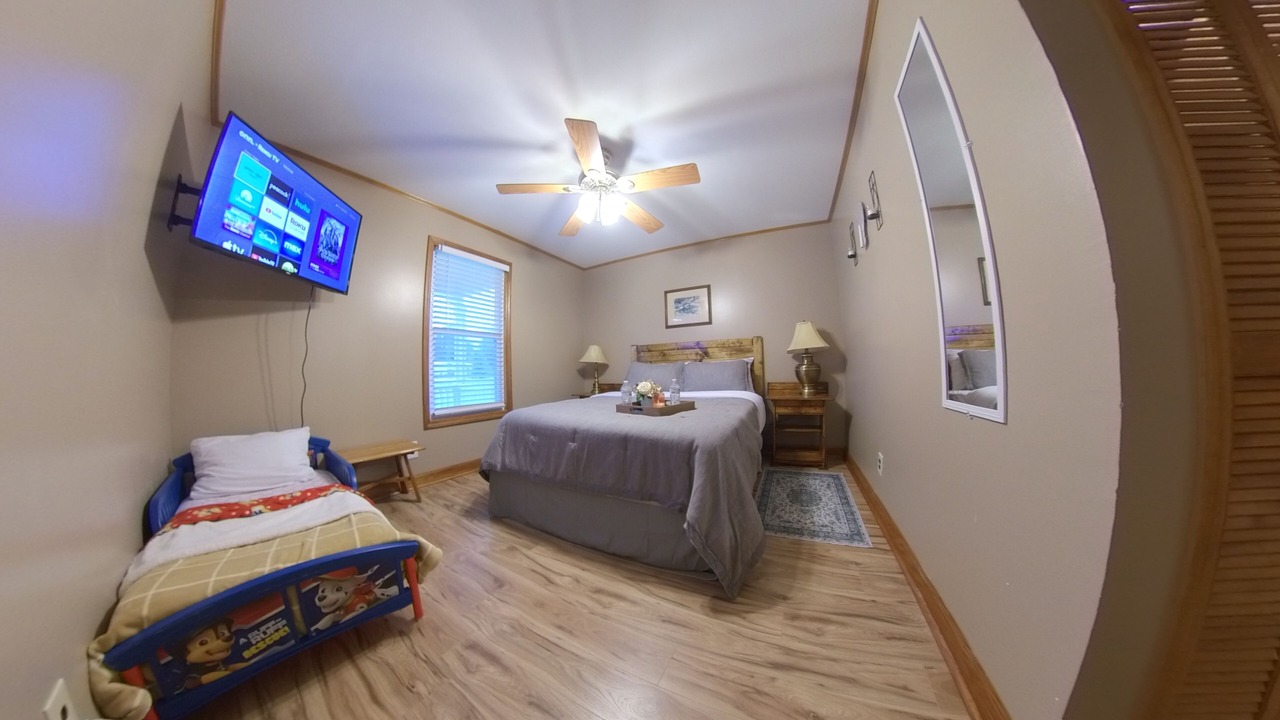 Photo of Bedroom in Saluda