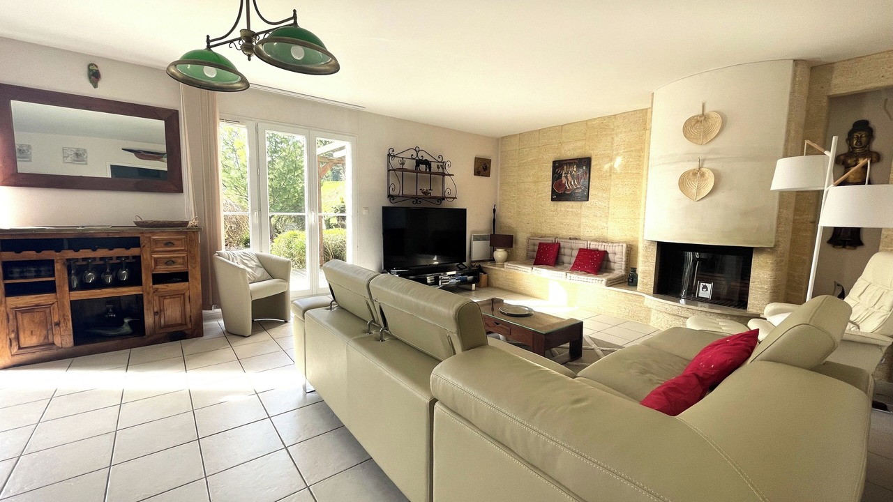 Photo of Livingroom in Port-en-Bessin-Huppain