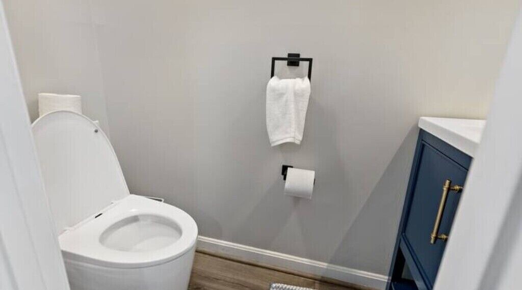 Photo of Bathroom in Virginia Square