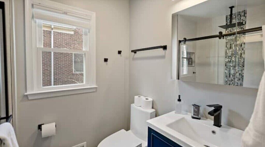 Photo of Bathroom in Virginia Square