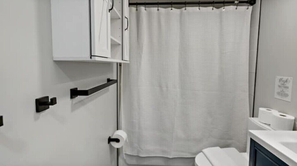 Photo of Bathroom in Virginia Square