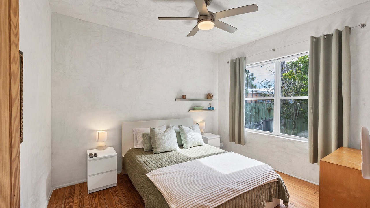 Photo of Others in Central Sarasota