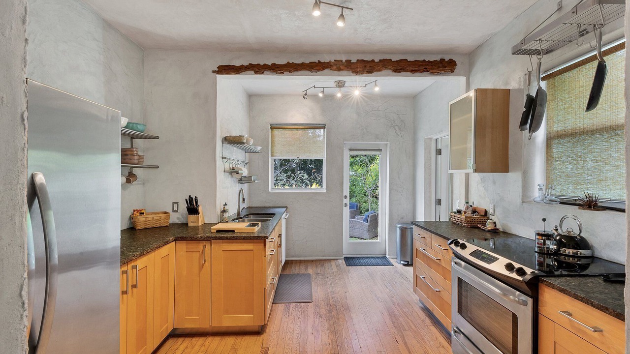 Photo of Kitchen in Central Sarasota