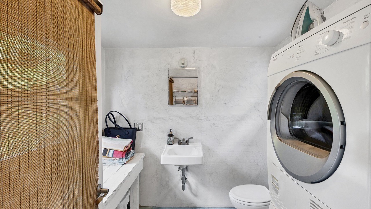 Photo of Others in Central Sarasota