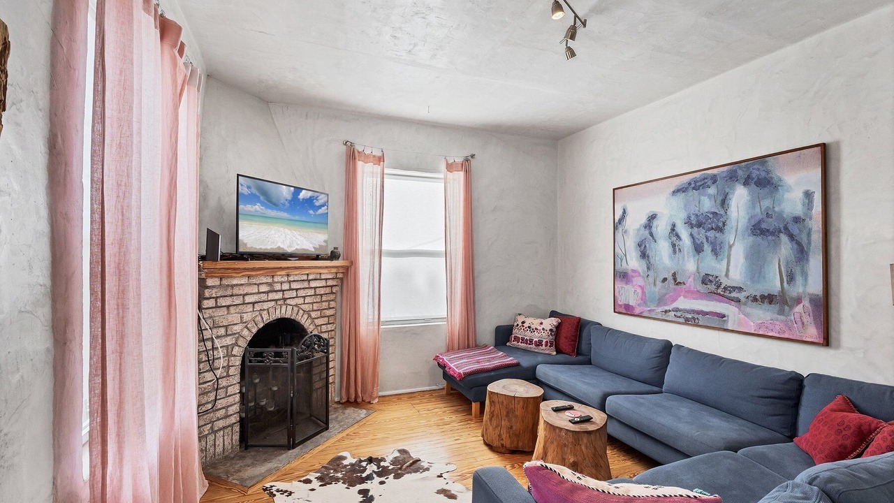 Photo of Livingroom in Central Sarasota