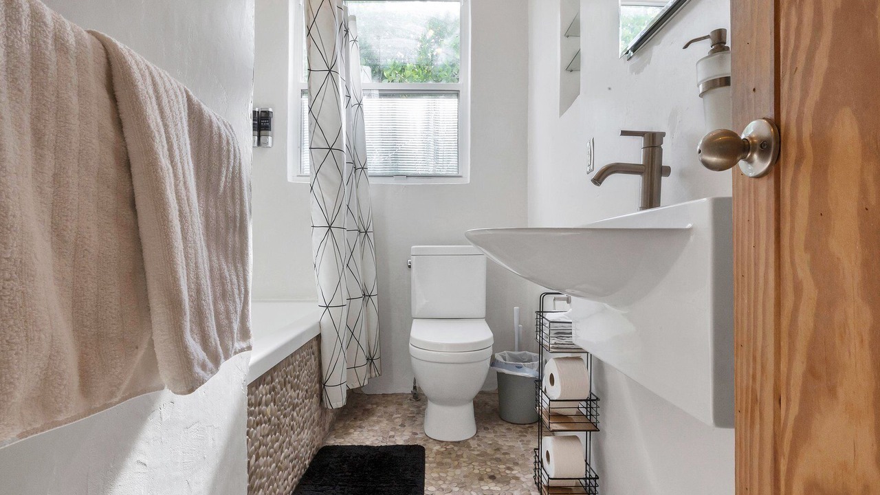 Photo of Bathroom in Central Sarasota