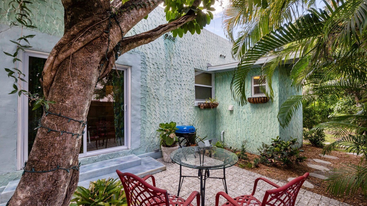 Photo of Patio Balcony in Central Sarasota