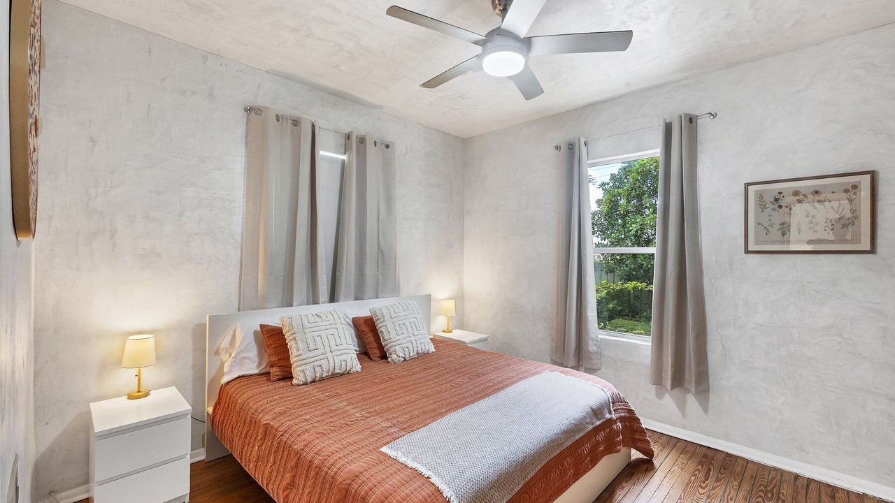 Photo of Others in Central Sarasota