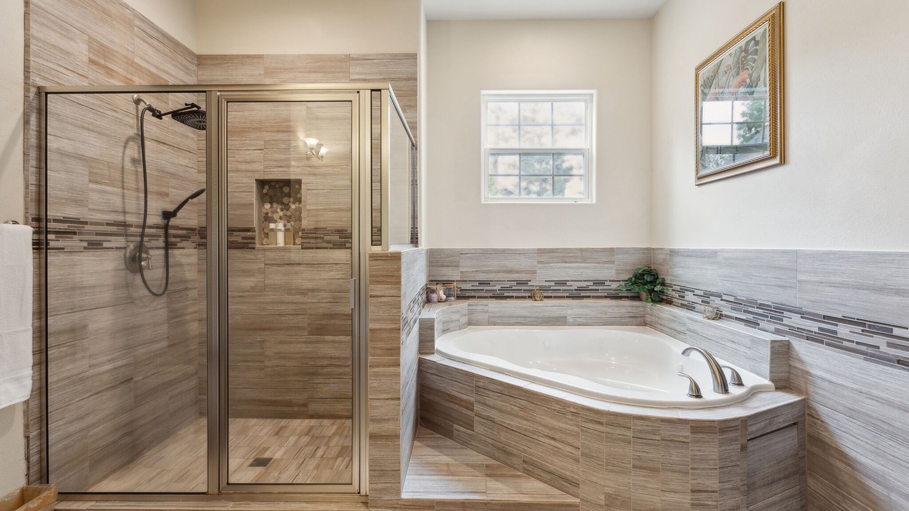 Photo of Bathroom in Walden on Lake Conroe